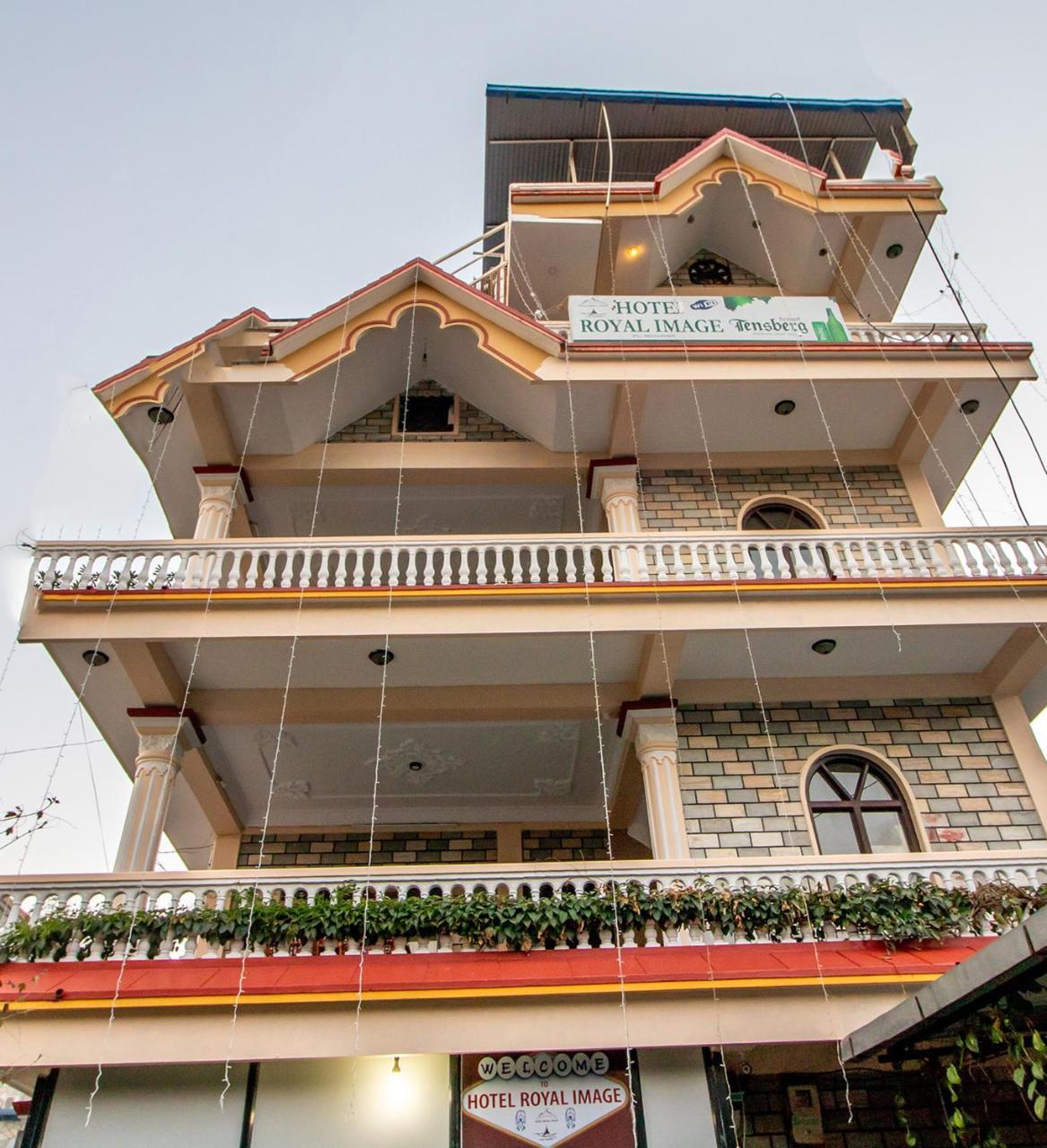 Hotel Royal Image Pokhara Exterior foto