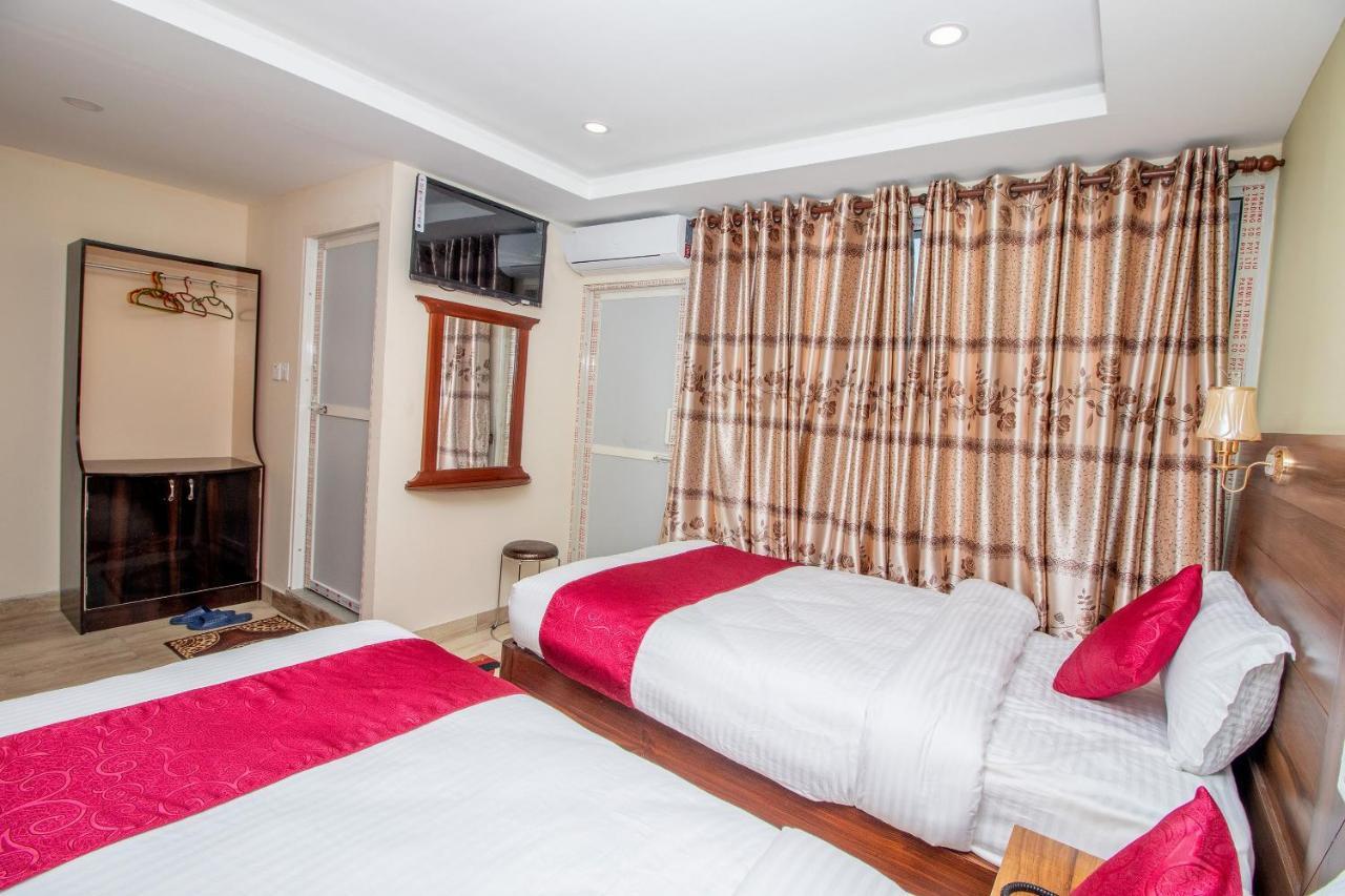 Hotel Royal Image Pokhara Exterior foto